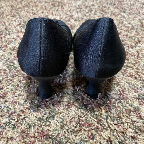 Black High Heels - Picture 3 of 3